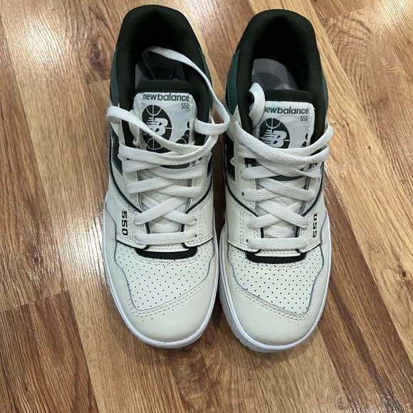 New Balance 550 - Picture 12 of 14